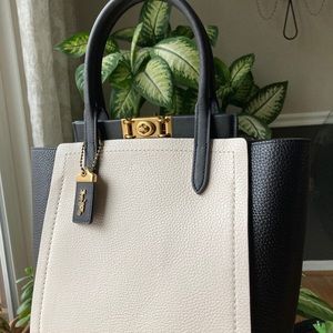 Coach 1941 Troupe Tote in Chalk Multi